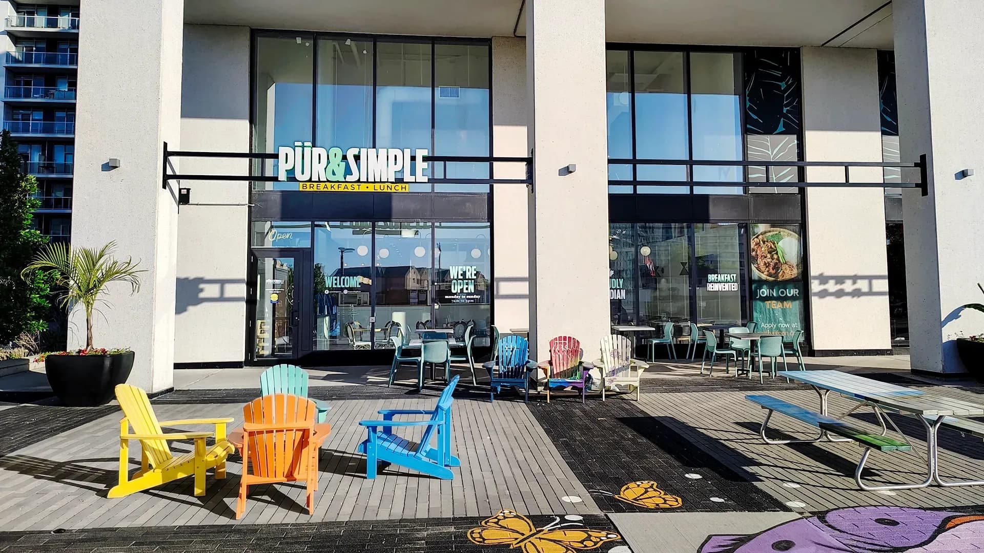 Pür & Simple — Oakville