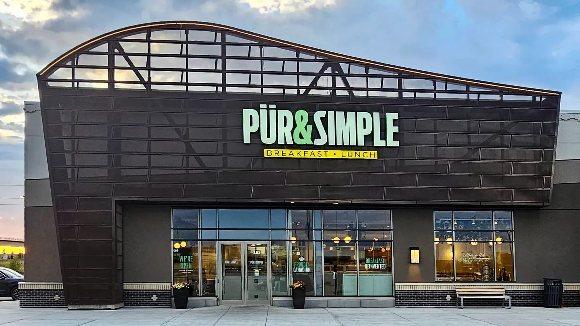Pür & Simple — Calgary
